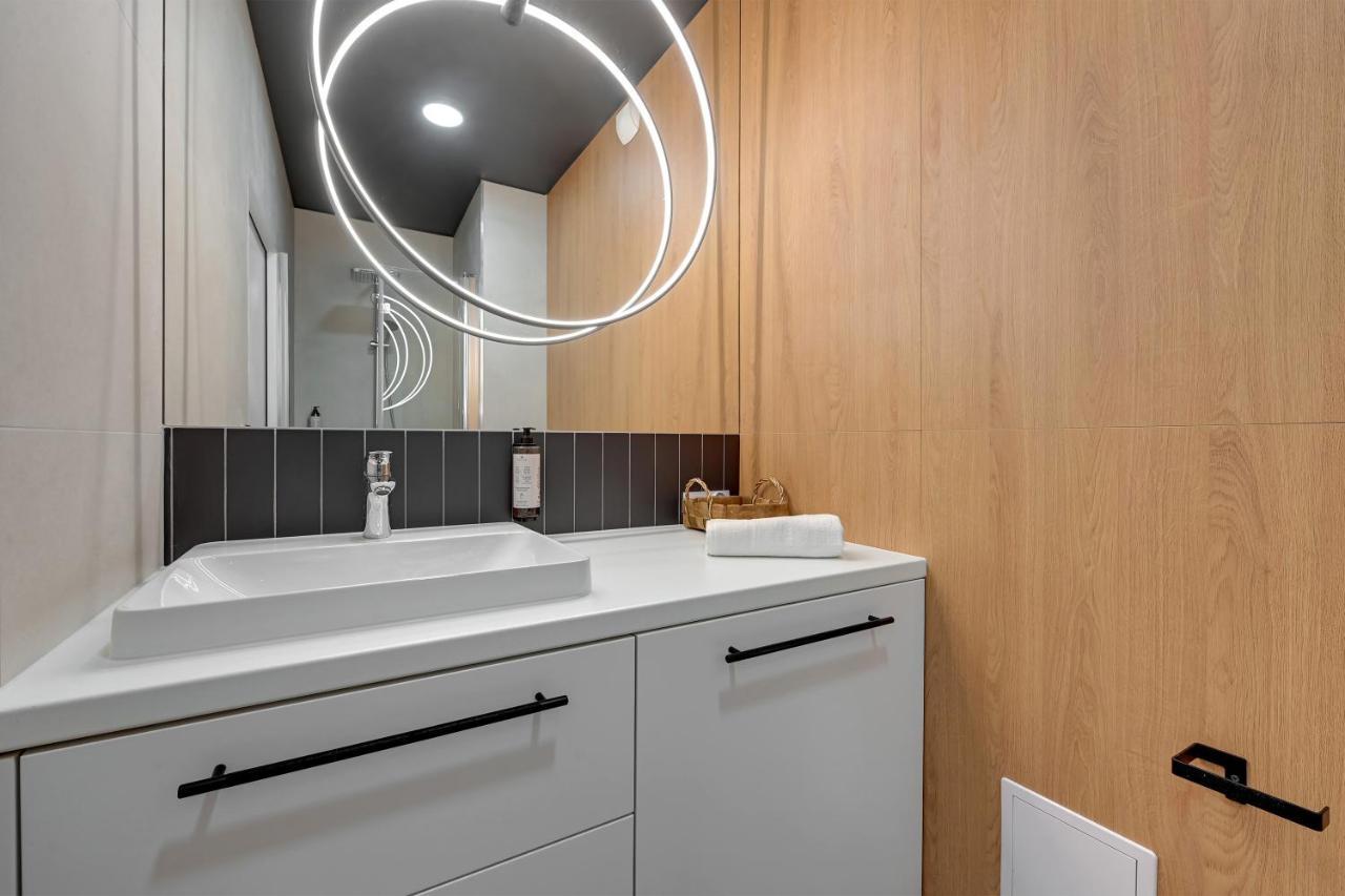 Luxury Aura 40 - 5 By Grand Apartments Gdansk Bagian luar foto